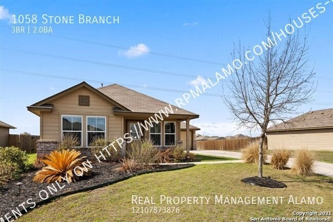 1058 Stone Branch in New Braunfels, TX - Building Photo - Building Photo