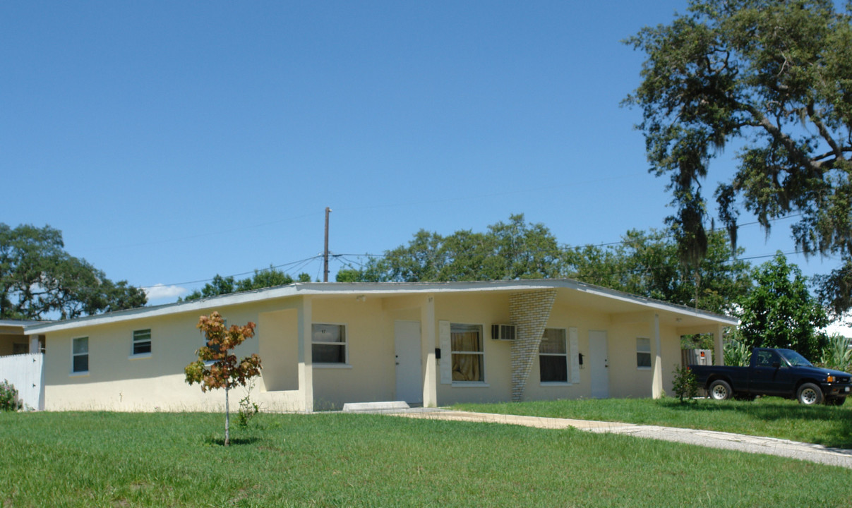 97-99 N Glenwood Ave in Avon Park, FL - Building Photo