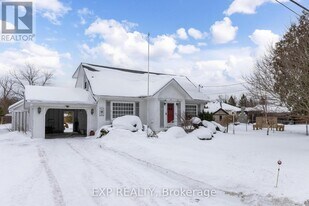 412 S Pelham Rd in Welland, ON - Building Photo