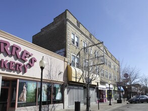 6300 Cermak Rd in Berwyn, IL - Building Photo - Building Photo