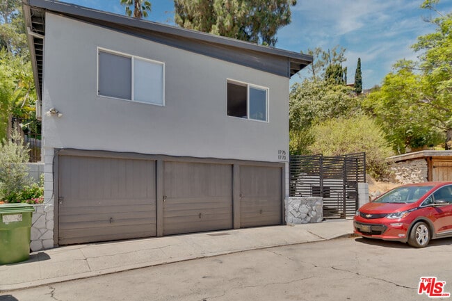 property at 1775 College View Pl