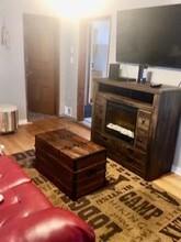 1205 W Conant St in Portage, WI - Foto de edificio - Building Photo