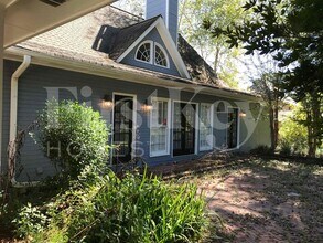 1609 Flat Rock Dr SW in Conyers, GA - Building Photo - Building Photo