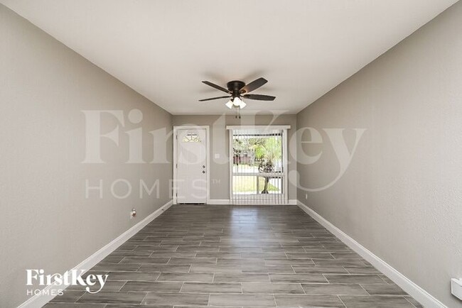 7916 Bahia Ave in Tampa, FL - Building Photo - Building Photo