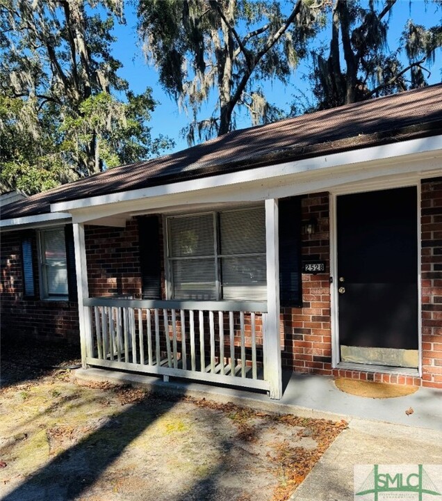 2528 Bismark Ave in Savannah, GA - Building Photo