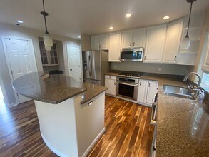 20207 Revere Cir in Anchorage, AK - Building Photo - Building Photo