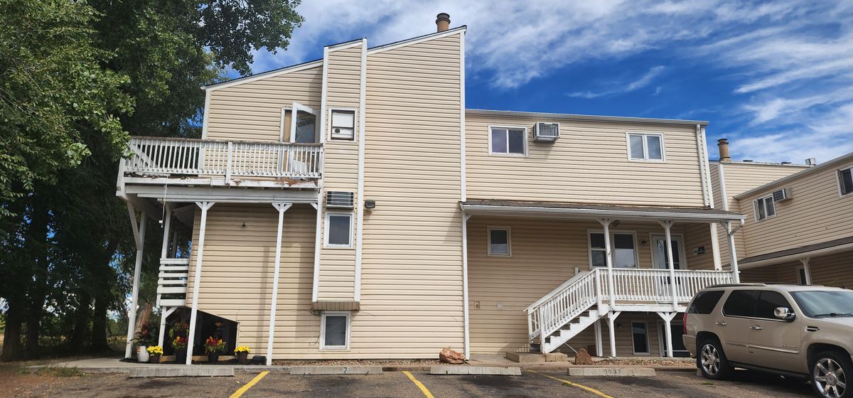 9537 W Alameda Ave in Lakewood, CO - Building Photo