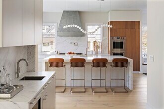 56 Bigelow Rd in Newton, MA - Building Photo - Building Photo