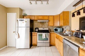 10407 Burmaster Ln in Austin, TX - Building Photo - Building Photo