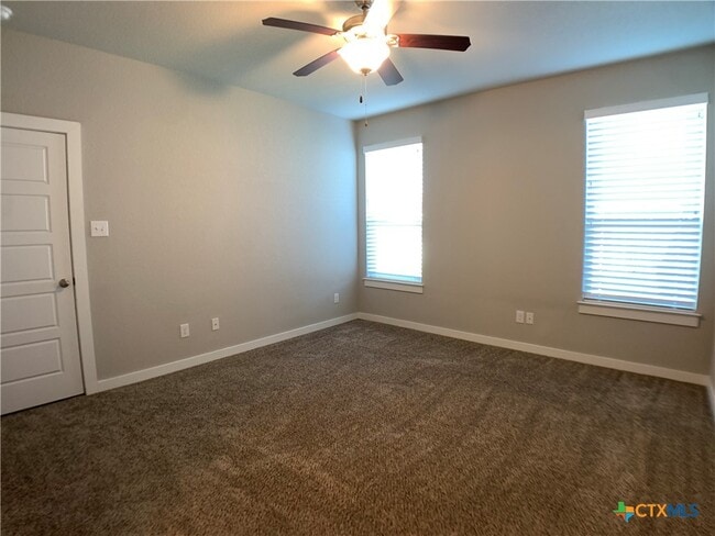 537 Creekside Frst in New Braunfels, TX - Building Photo - Building Photo