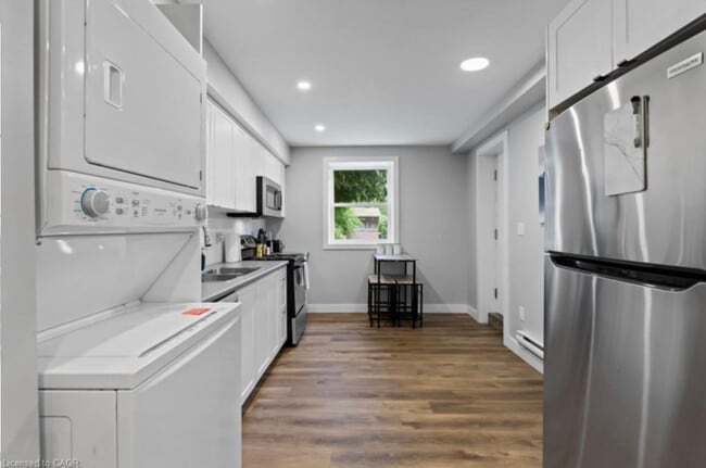 property at 168-168 Picton St E