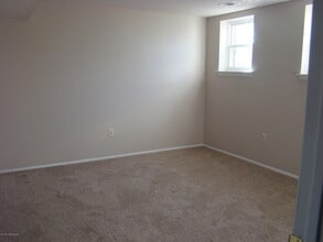 30 Brunswick Dr in Howell, NJ - Building Photo - Building Photo