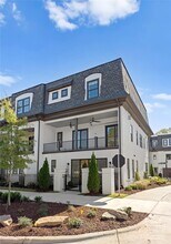 3005 Fairview Townes Ct in Charlotte, NC - Building Photo - Building Photo