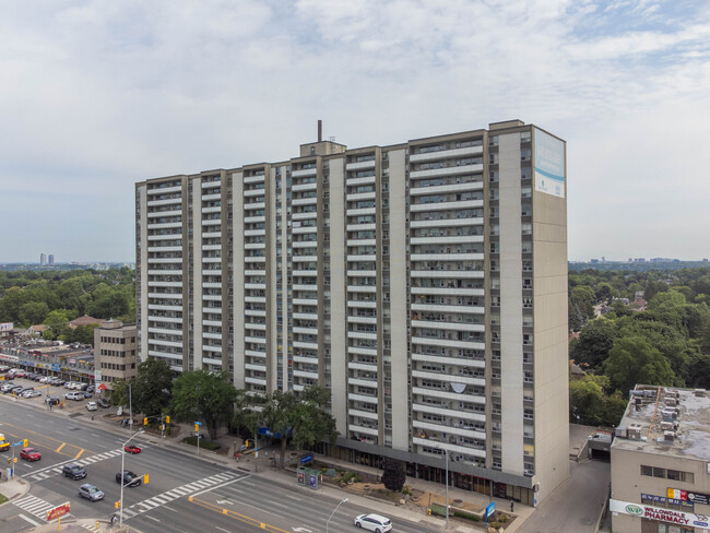 Wedgewood Place in Toronto, ON - Building Photo - Building Photo