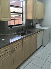 5221 SW 139th Avenue Rd in Miami, FL - Building Photo - Building Photo