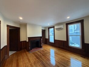 5 Walker St, Unit A in Concord, NH - Building Photo - Building Photo