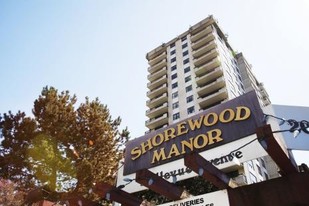 Shorewood Manor Apartments