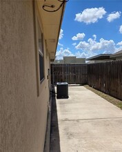 2204 Taxco Ct in Edinburg, TX - Building Photo - Building Photo