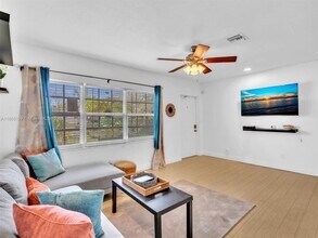 6030 NE 6th Ave in Fort Lauderdale, FL - Building Photo - Building Photo