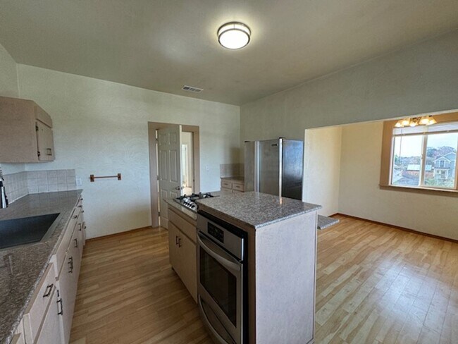 111 W Hawthorne St in Eureka, CA - Building Photo - Building Photo