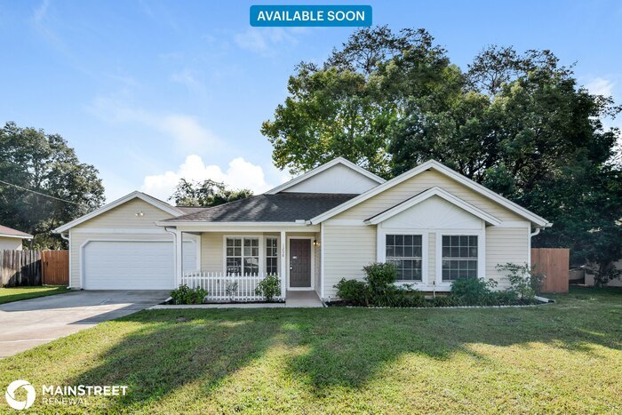 1208 Altoona Ave in Spring Hill, FL - Building Photo