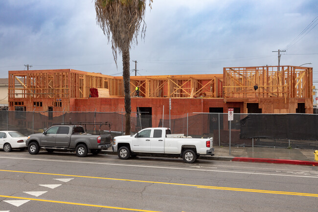 Harbour Residences in Wilmington, CA - Building Photo - Building Photo