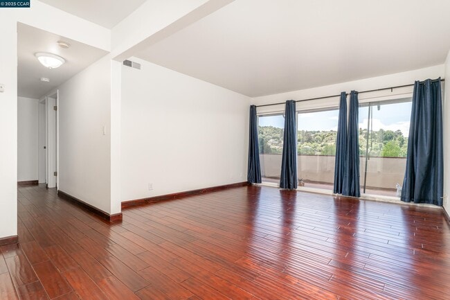 2345 Paloma Ct in Pinole, CA - Building Photo - Building Photo