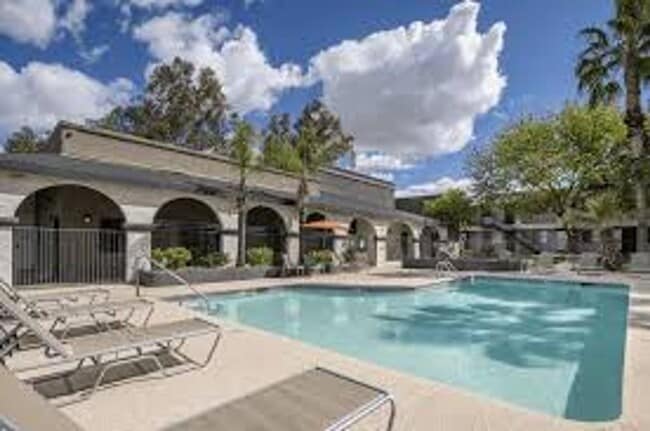 Juniper Canyon *Newly Remodeled Units*