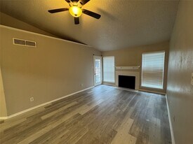 10101 S Gessner Rd in Houston, TX - Building Photo