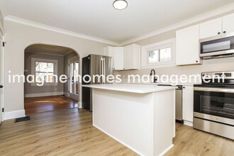 1321 Ryland Ave in Cincinnati, OH - Building Photo - Building Photo