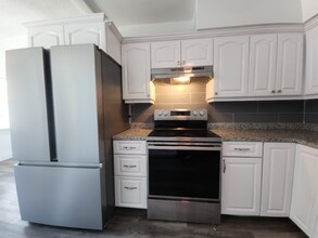 3107 37th Ave W in Bradenton, FL - Building Photo - Building Photo