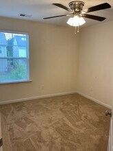 125 Weeping Oak Ln in West Columbia, SC - Foto de edificio - Building Photo