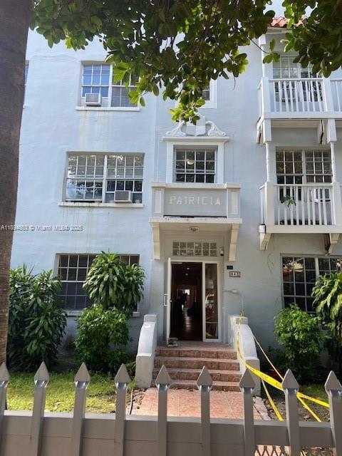 property at 842 Meridian Ave