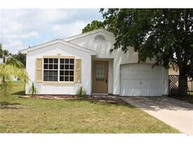 20028 Isobar Ave in Port Charlotte, FL - Building Photo