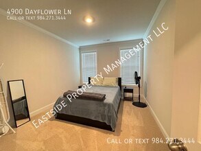 4900 Dayflower Ln in Fuquay Varina, NC - Building Photo - Building Photo