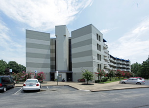 The Atrium and Cottages at Lutheran Village in Memphis, TN - Building Photo - Building Photo