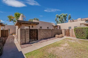 231 N Robson in Mesa, AZ - Building Photo