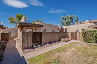 231 N Robson in Mesa, AZ - Building Photo - Building Photo