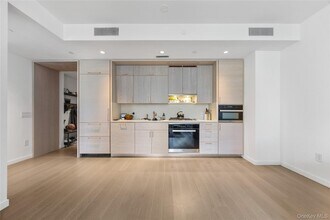 138 Willoughby St in Brooklyn, NY - Building Photo - Building Photo