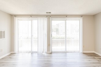 1624 Arlyn Cir in Charlotte, NC - Building Photo - Building Photo