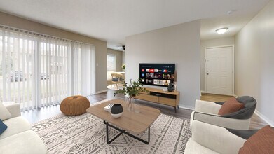 Summit at Keystone in Indianapolis, IN - Building Photo - Building Photo