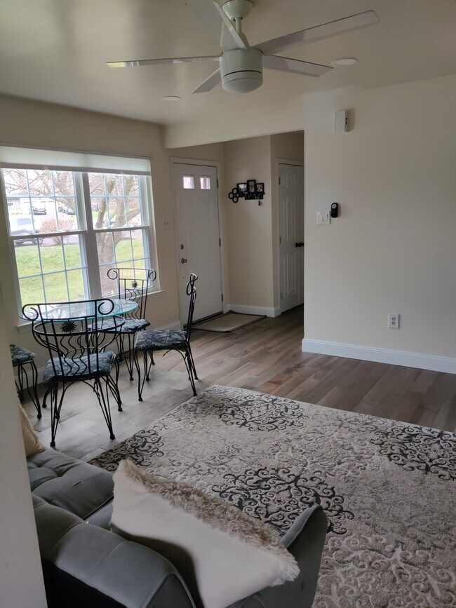 1825 Buttonwood Way Apartments and Nearby Warrington Apartments For