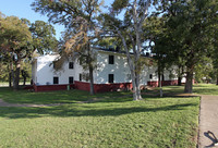 Southern Oaks Apartments in Dallas, TX - Foto de edificio - Building Photo