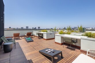Bloom Beverly Grove -Upscale Co-Living in Los Angeles, CA - Foto de edificio - Building Photo