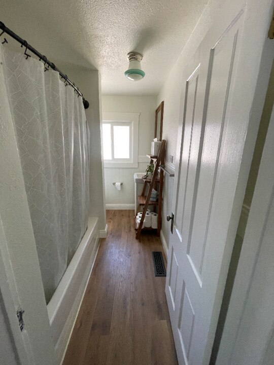 329 W 5th St in Carson City, NV - Building Photo
