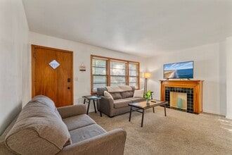 2108 N Hood St in Wichita, KS - Building Photo - Building Photo