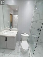 154 Northwood Dr in Toronto, ON - Building Photo - Building Photo