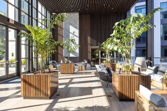 1 Bristol Court in San Francisco, CA - Building Photo - Building Photo