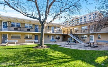 455 Ocean Blvd in Long Branch, NJ - Building Photo - Building Photo