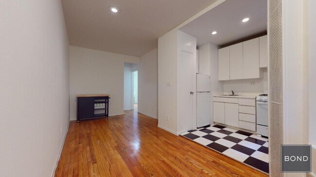 property at 425 E 65th St